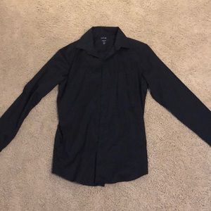 Black Apt 9 button down. Slim fit worn twice. Neck size 15 and a half 34/35.